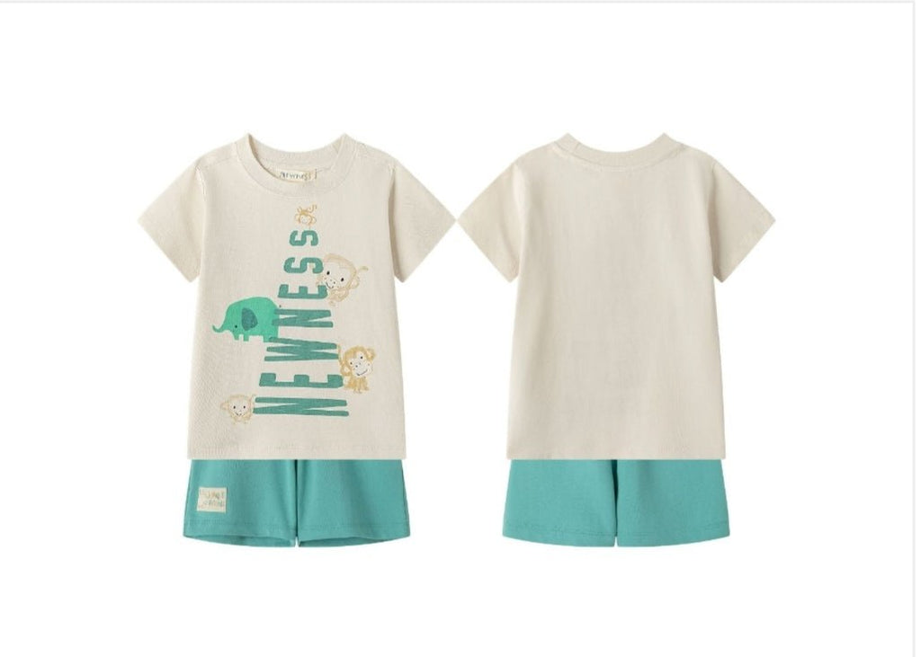 conjunto de niño verano